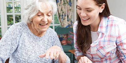 המטפלות מספרות סיוע סיעודי מהקרן לנפגעי שואה